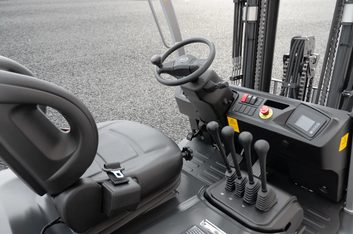 Baoli_Electric_Forklift_Truck_KBE_25-35_Content-02